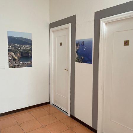 Hotel Cappuccetto Rosso Lusciano Bagian luar foto
